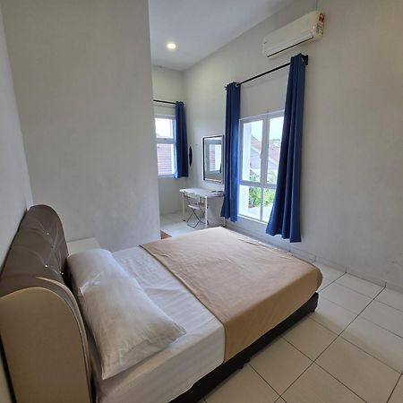 Selendang In Krubong Near Std Hang Jebat, Mitc & Utem Malacca Exterior photo